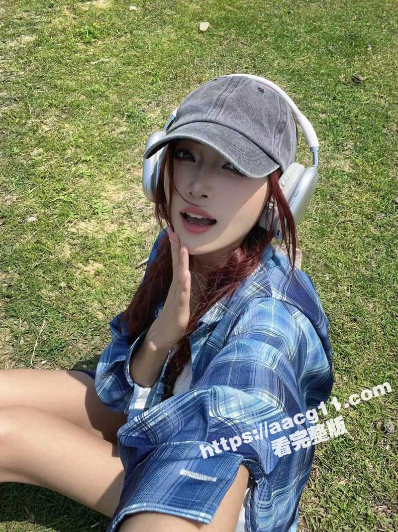 推特绿帽网黄 LuckyQL777 极品身材骚母狗被单男猛干 老公却只能在旁边打飞机 - 51吃瓜网-51吃瓜网