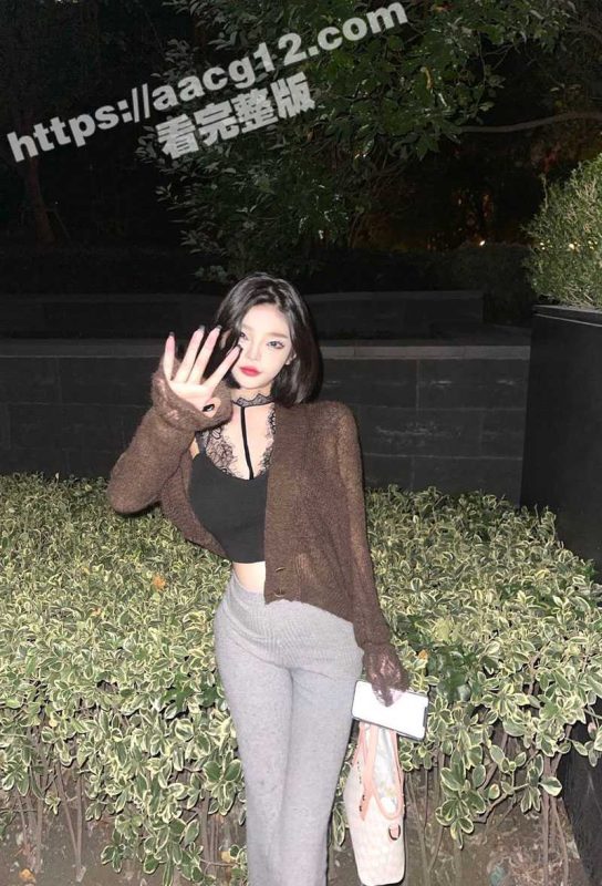 万人追捧的性感女神 利娅 败露私密影片 从冰山公主到肉棒奴隶的堕落之路 贵族专属的极致欢愉！-51吃瓜网