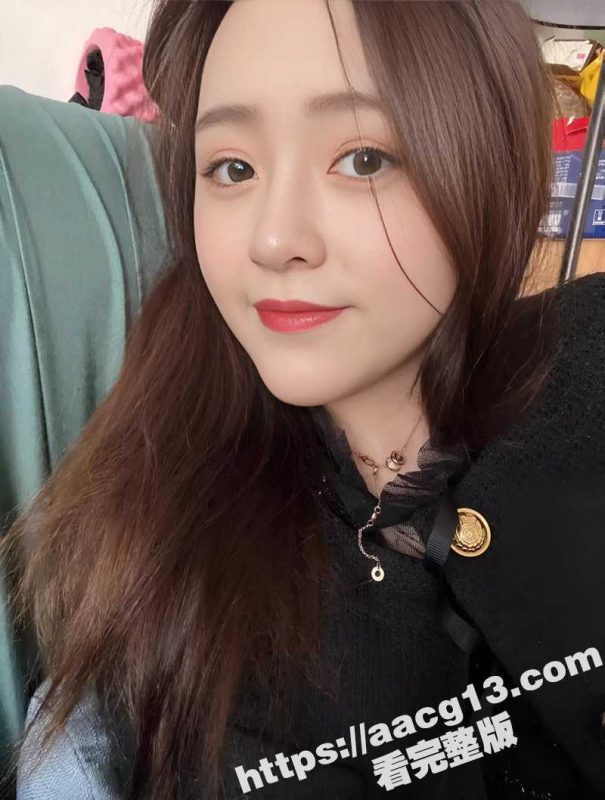 真实投稿极品女友 高颜值巨乳大眼妹 身材高挑性感 皮肤白嫩口交一流 激情插嘴视频流出-51吃瓜网