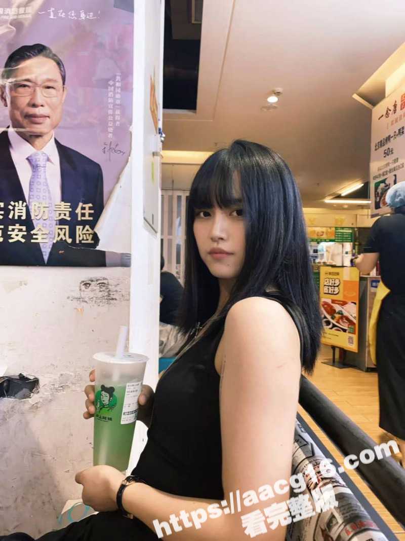 乱伦大神巨乳表姐住我家 黑丝美腿曲线身材 首次感受表姐巨乳交合绝妙体验 - 51吃瓜网-51吃瓜网