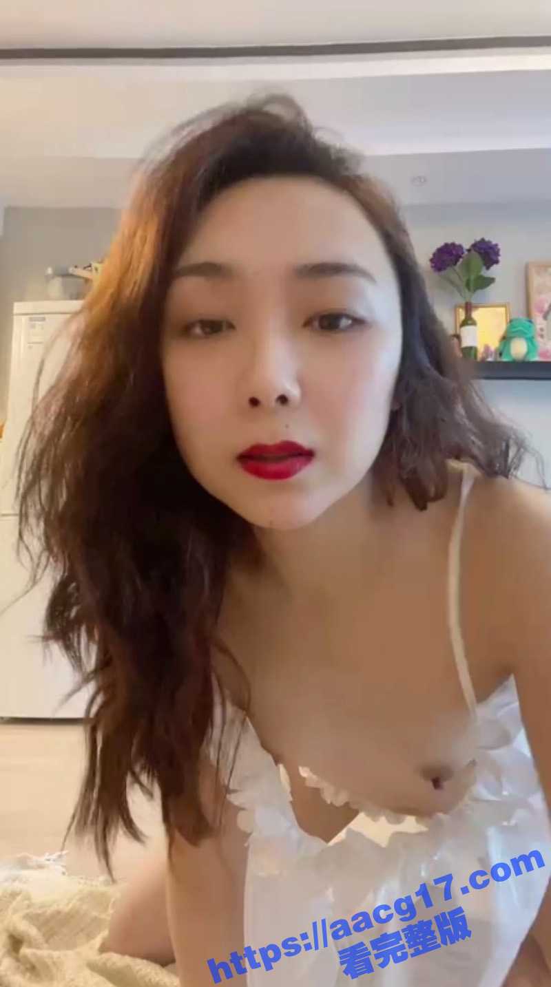 瓜友投稿 宝马车友群撩到极品已婚少妇 妖娆裸舞诱人自慰 胴体丰腴韵味满满 - 51吃瓜网-51吃瓜网