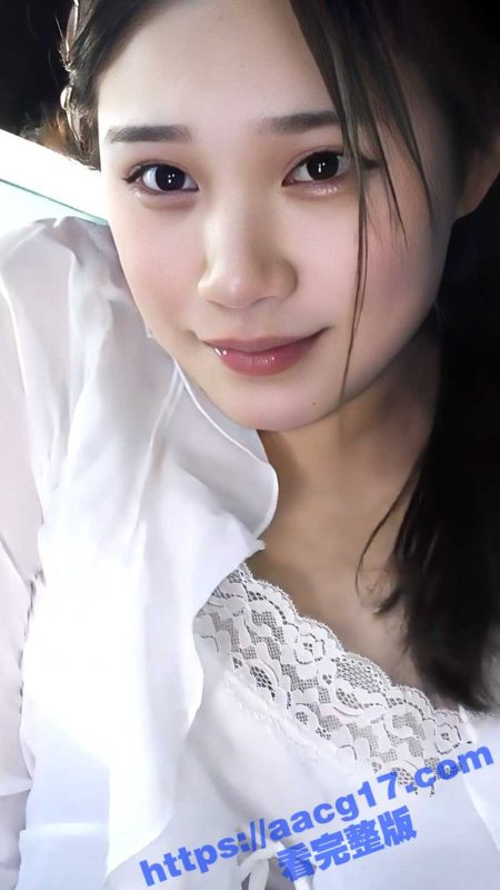 十八线高颜值小模特 为金钱堕落成反差母狗 车上口爆金主 舌头灵活缠绕龟头 画超诱人了-51吃瓜网