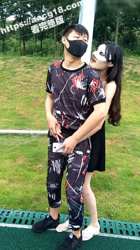 性感骚婊尤物女神 小喵 腰部以下全是腿户外露出 操场做爱强制口暴淫荡至极！-51吃瓜网