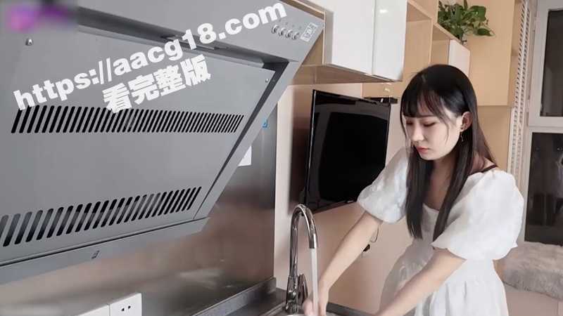 高颜值美女被弟弟强上 性感姐姐被迫扮演充气娃娃  任由魔鬼弟弟无情奸淫 最后被射在漂亮脸蛋上-51吃瓜网