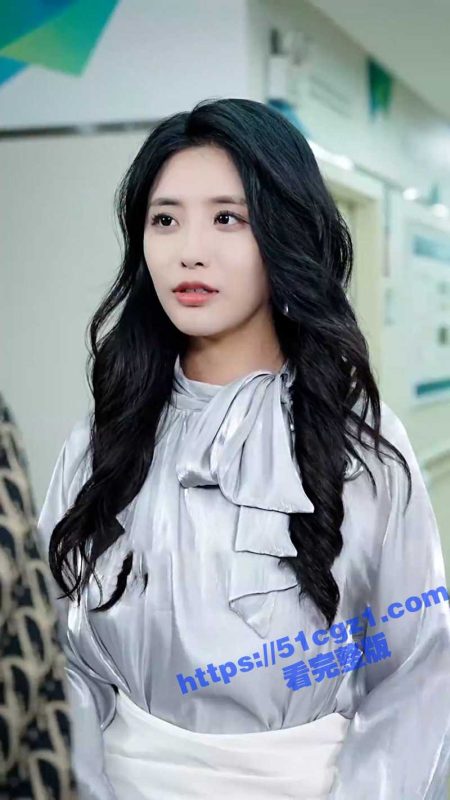 短剧《外卖员竟是万亿大佬前妻悔不当初》外卖员继承家产后  前妻抛下白月光跪求原谅-51吃瓜网