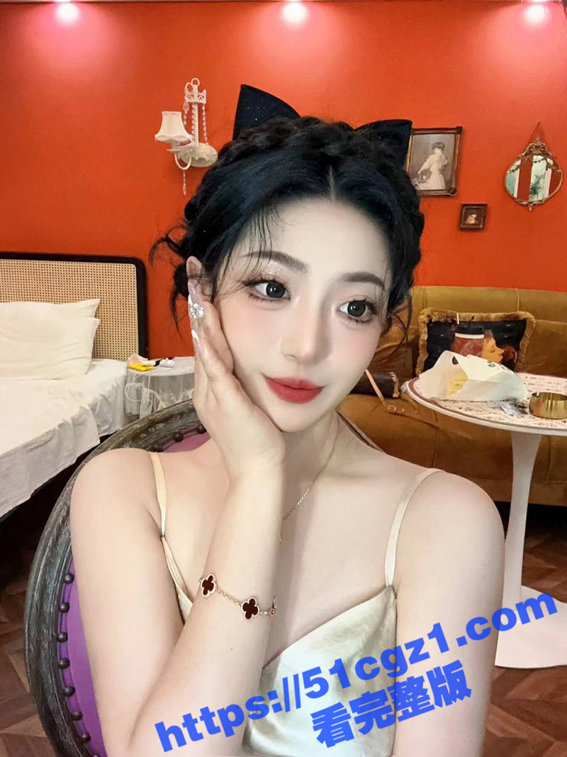 长腿九头身女神 酒店约炮肌肉男 翘着蜜桃臀被大屌爆操 牛奶般肌肤加上白嫩翘臀 太诱人了 - 51吃瓜网-51吃瓜网