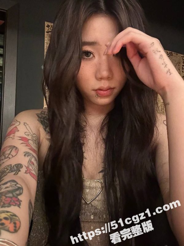 约炮长腿性感纹身妹 细腰翘臀大长腿 身材超极品精神小妹 激情口交后入抽插-51吃瓜网