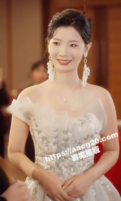 短剧《女秘书的邀请》双胞胎女秘书楚天骄  是梦境还是现实？-51吃瓜网