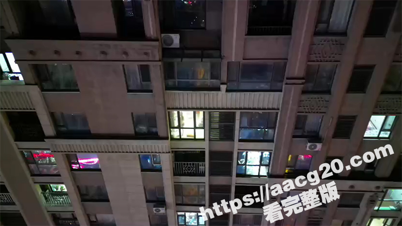 无人机偷拍裸女 江苏南京市鼓楼区 牛人用无人机 偷拍高层居民楼 竟意外拍到美女全裸 - 51吃瓜网-51吃瓜网