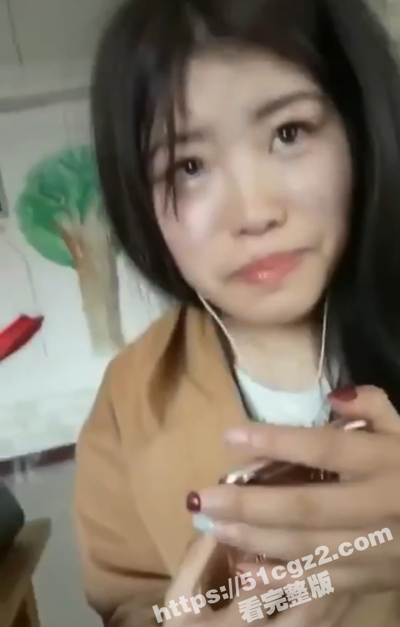 大学生教室性爱合集 竟然还有敢上着课口交的选手 哪位才是你心目中的最骚母狗? - 51吃瓜网-51吃瓜网