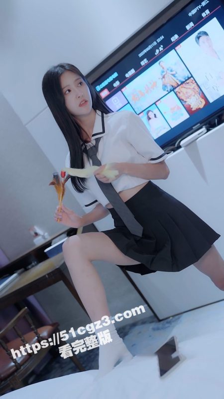 擦边短剧《妈妈的韩国闺蜜》小伙夏天硬不起来被女友嫌弃 转头就爱上妈妈的韩国闺蜜-51吃瓜网