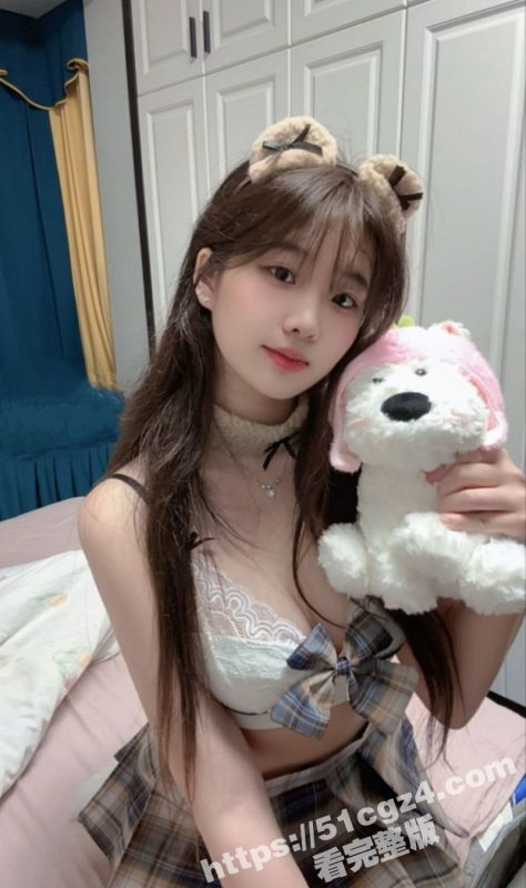 江西华东交大 大一萌妹唐沁茹 约炮体育生被偷拍 跪舔足交画面刺激 对白超有趣！-51吃瓜网