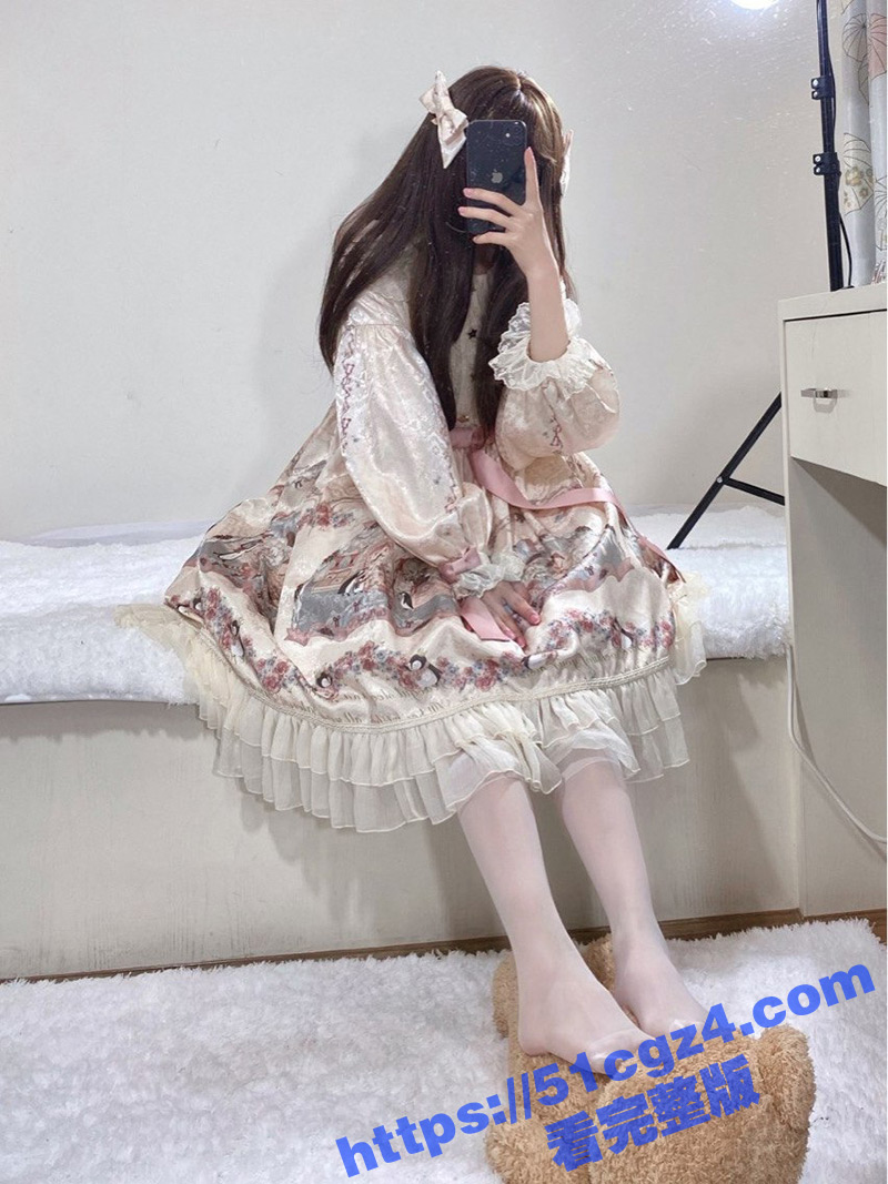 宅男女神 万人撸的粉色萝莉 仙仙桃 新作Lolita摇篮曲 白丝足交自慰 这奶子和小穴太嫩了 - 51吃瓜网-51吃瓜网