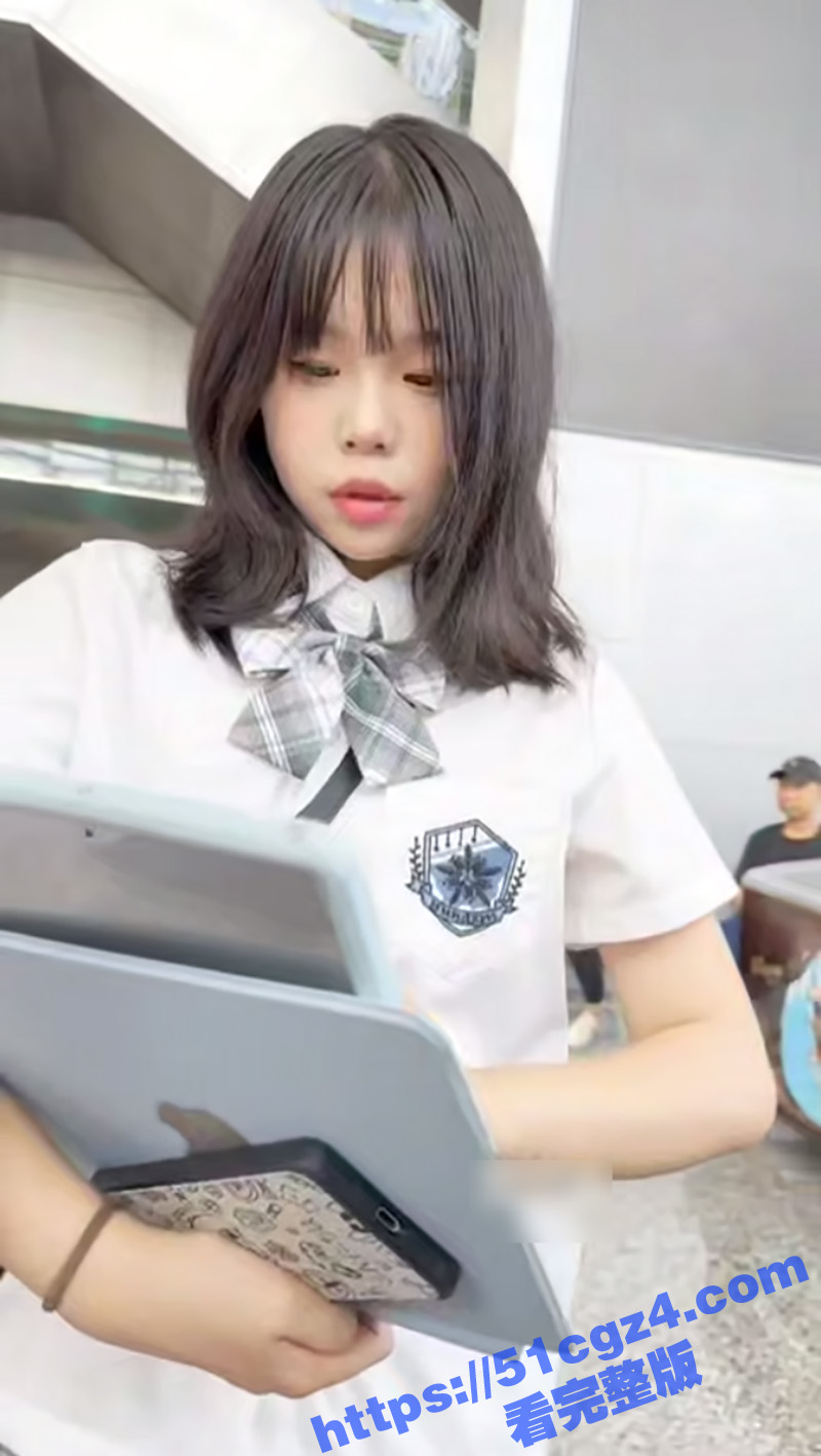 大神约啪JK学妹 颜值清纯大奶嫩妹 被肉棒一插到底 淫叫声超诱人 - 51吃瓜网-51吃瓜网