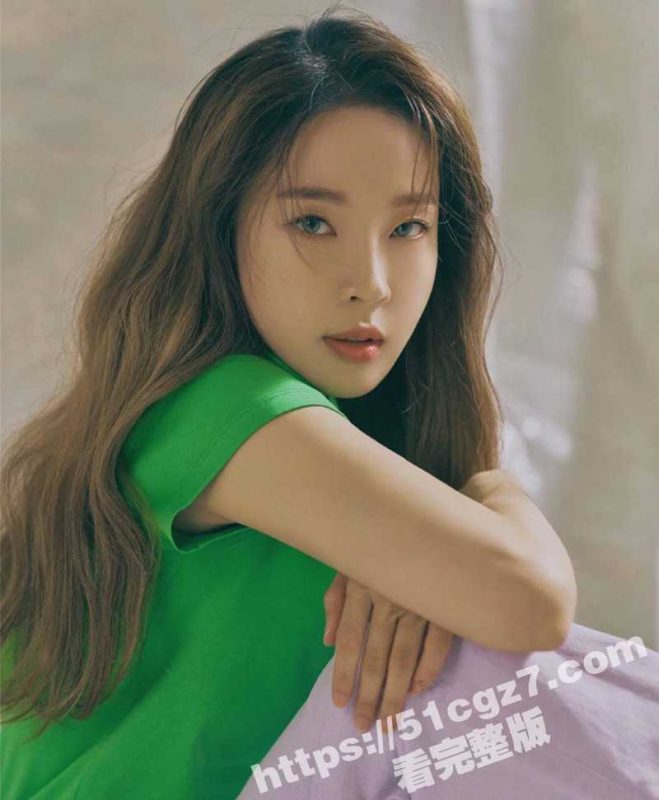 weeekly韩国女团成员智允Jeon Ji-yoon 与财阀大佬1V1裸聊视频流出 全程高能露脸自慰-51吃瓜网