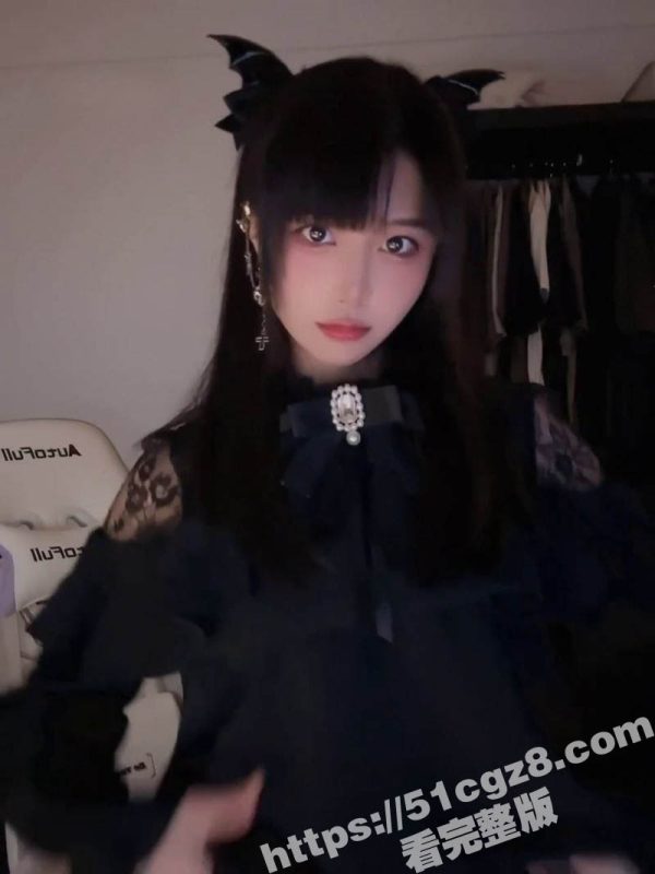 可甜可欲的双马尾萝莉 布丁大法 极品美腿玉足母狗 超级性感的蜜桃臀 撅臀露逼诱惑！-51吃瓜网