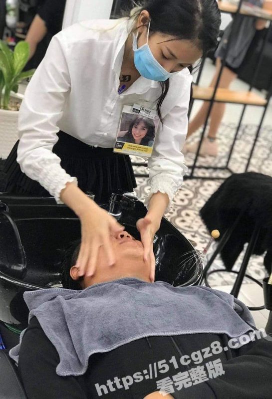 越南纯情系小妹妹为捞金 拍淫荡视频勾引金主 自抠白虎骚逼渴求大屌操弄-51吃瓜网