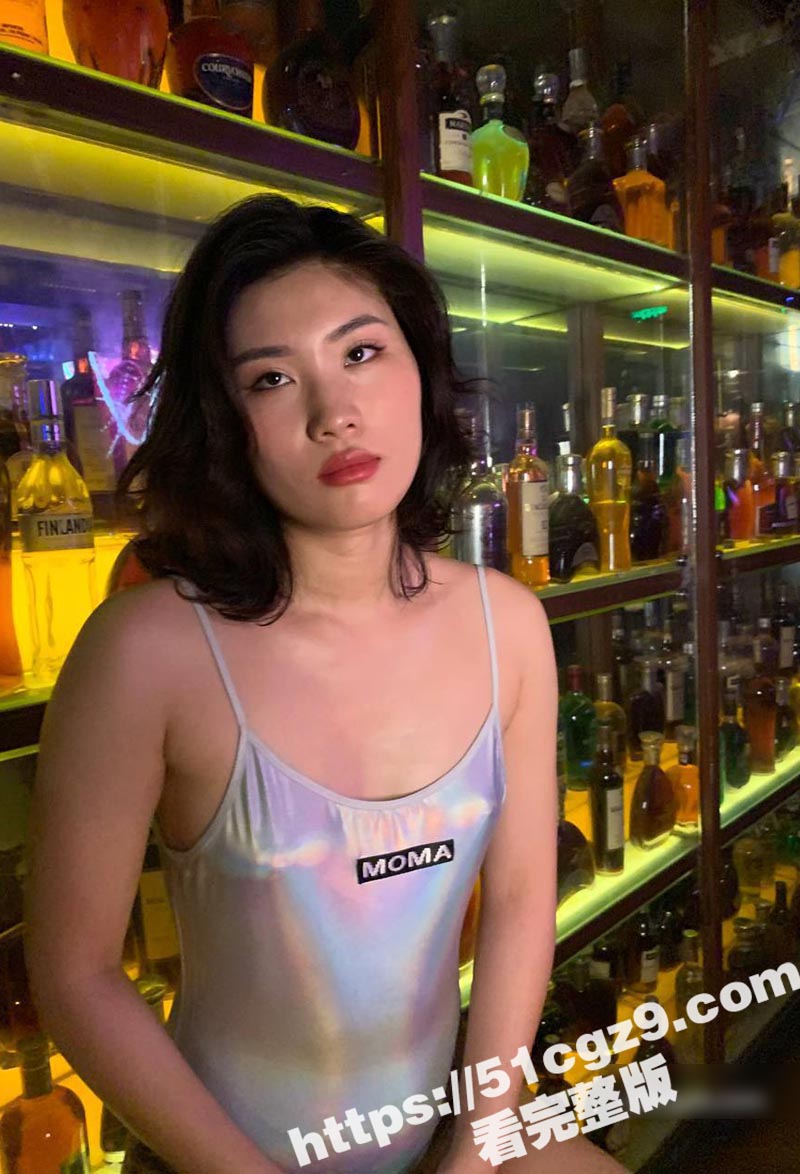 江苏蜜桃臀女神 于艳 上演超淫荡捆绑调教 神颜美女化身母狗带狗链吸屌 极品美穴被花式爆操 - 51吃瓜网-51吃瓜网