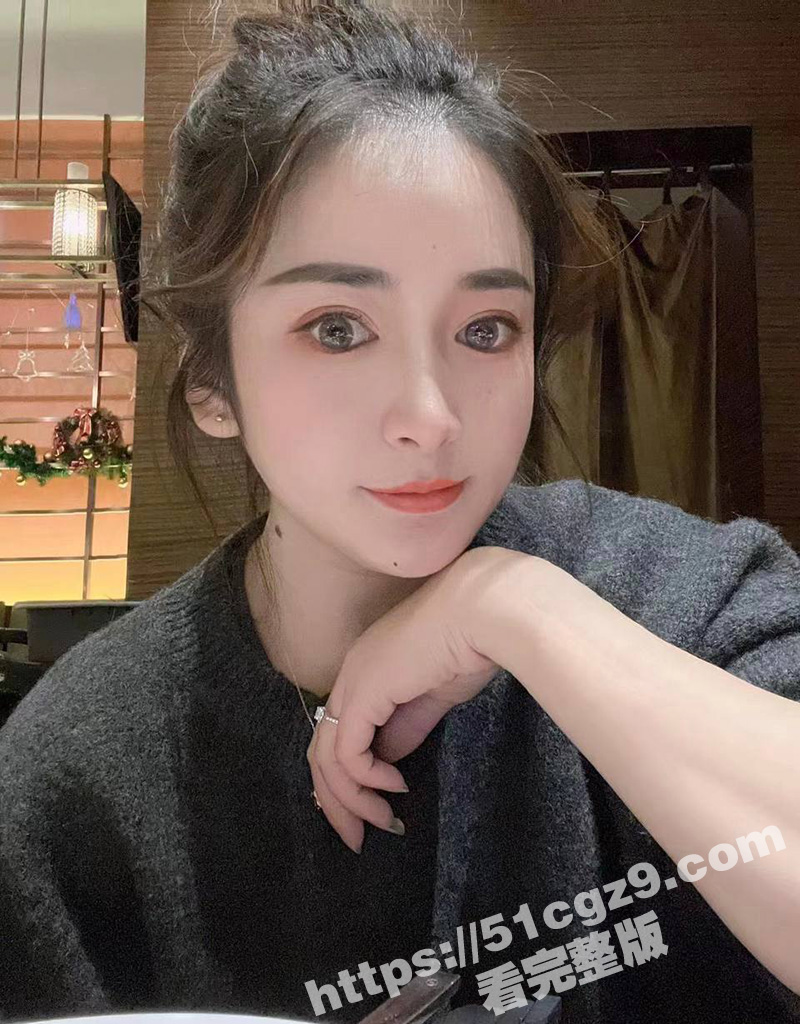 青岛服装店老板娘 王婧岚 出轨 把炮友带回家偷情大骚逼被操到黑得发亮 彻底沦为肉欲奴隶 - 51吃瓜网-51吃瓜网