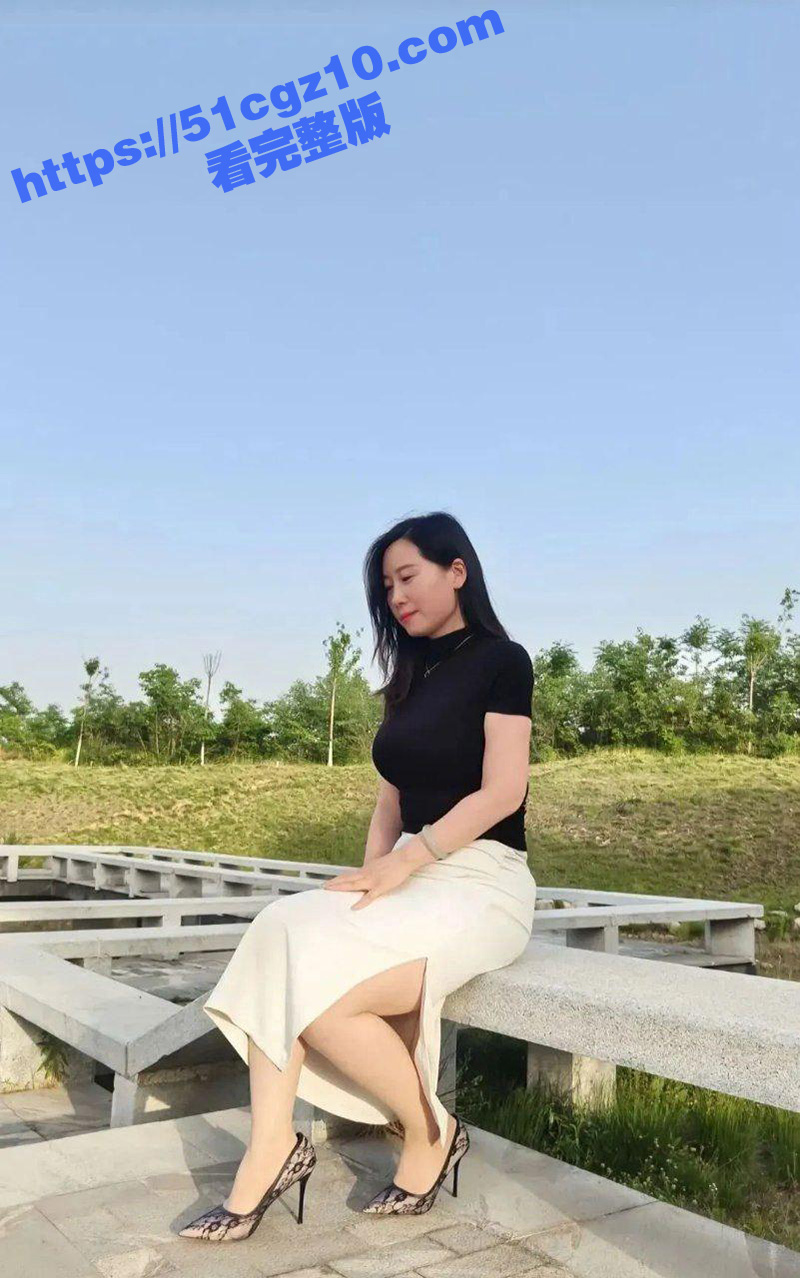 海角社区大佬惊险约炮记 和美容院老板娘少妇宾馆偷情险被捉奸 大哥差点被吓成阳痿 - 51吃瓜网-51吃瓜网