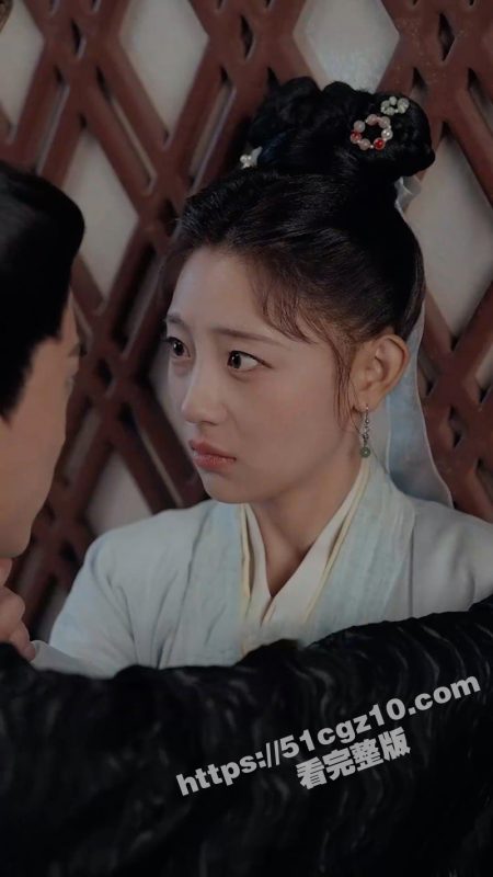 每日短剧《皇后娘娘带球跑路》谁知天生孕体的我 一夜意外怀上了龙嗣！-51吃瓜网