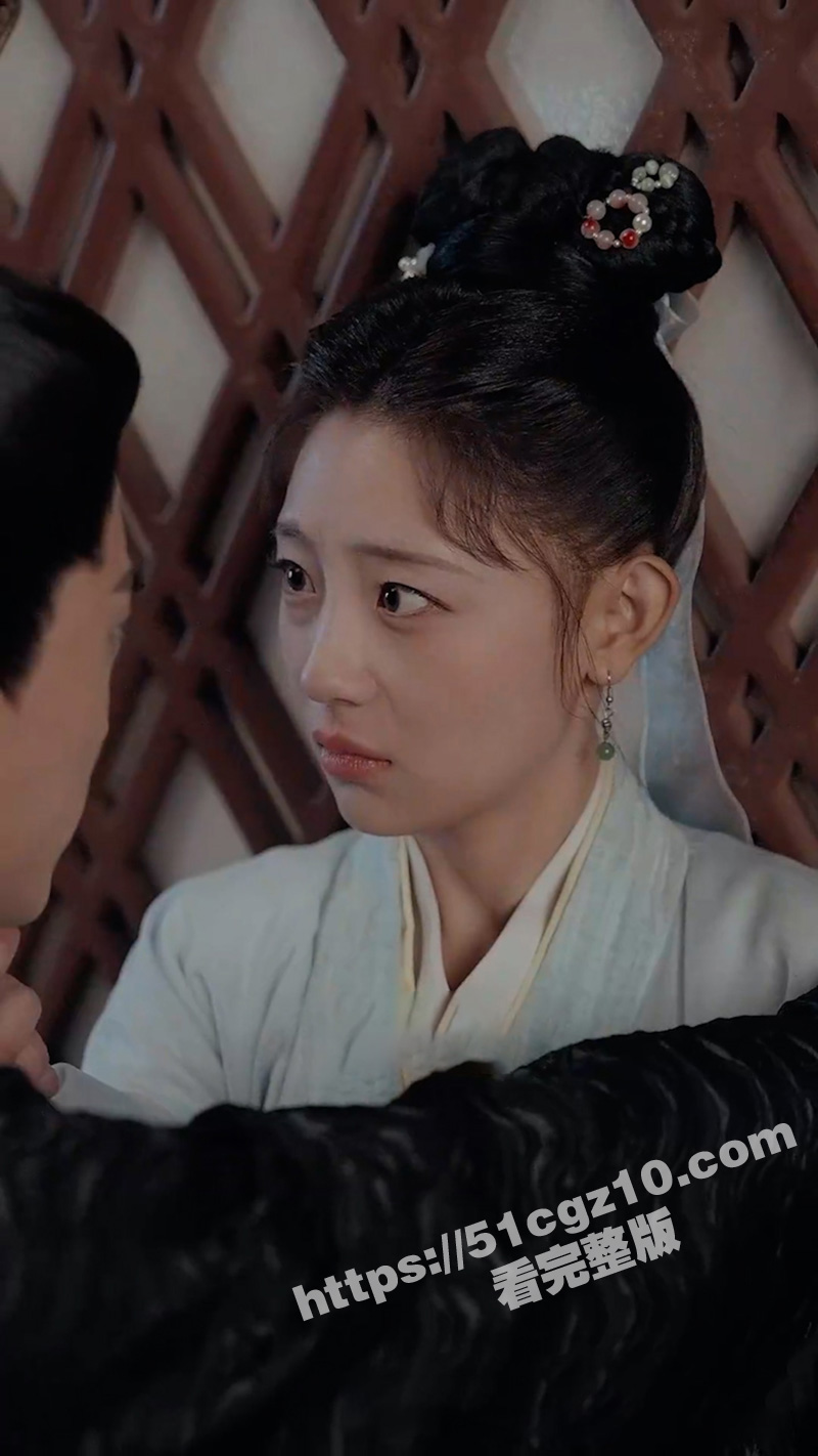 每日短剧《皇后娘娘带球跑路》谁知天生孕体的我 一夜意外怀上了龙嗣！ - 51吃瓜网-51吃瓜网