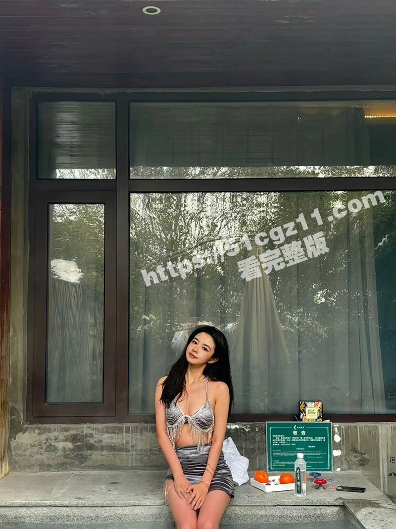 武汉大学极品校花 董彤瑶 吃鸡视频遭曝光 原来学霸私底下也这么骚！ - 51吃瓜网-51吃瓜网