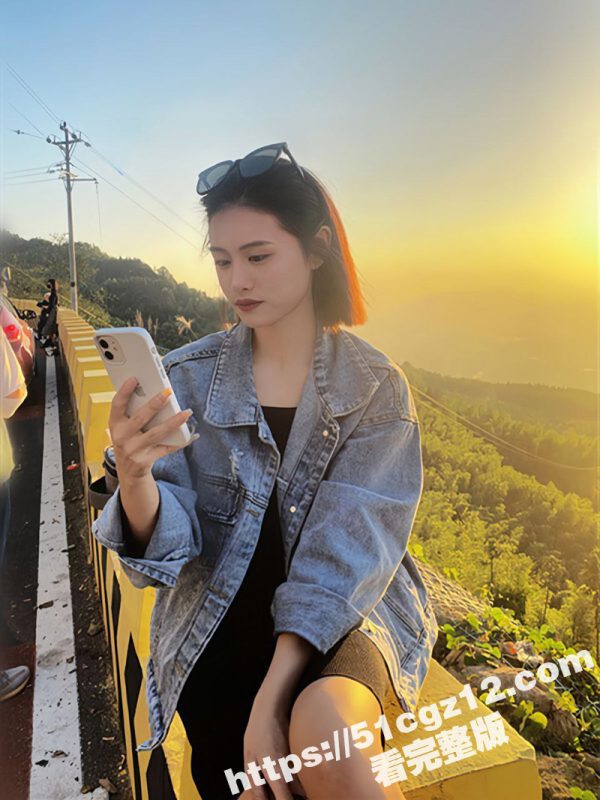 约炮大神酒店约啪 抖音极品短发少妇主播 花重金刷礼物拿下 背着老公酒店偷情 穿性感情趣被疯狂爆操-51吃瓜网