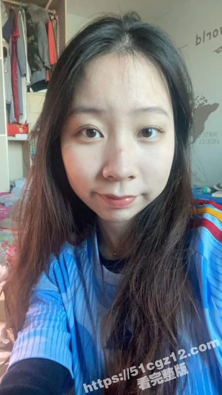 当代大学生情侣的性爱日常 在马路上演车震狂欢 穿着各种花样制服露脸口交 灵活的口技舒爽的体验！-51吃瓜网