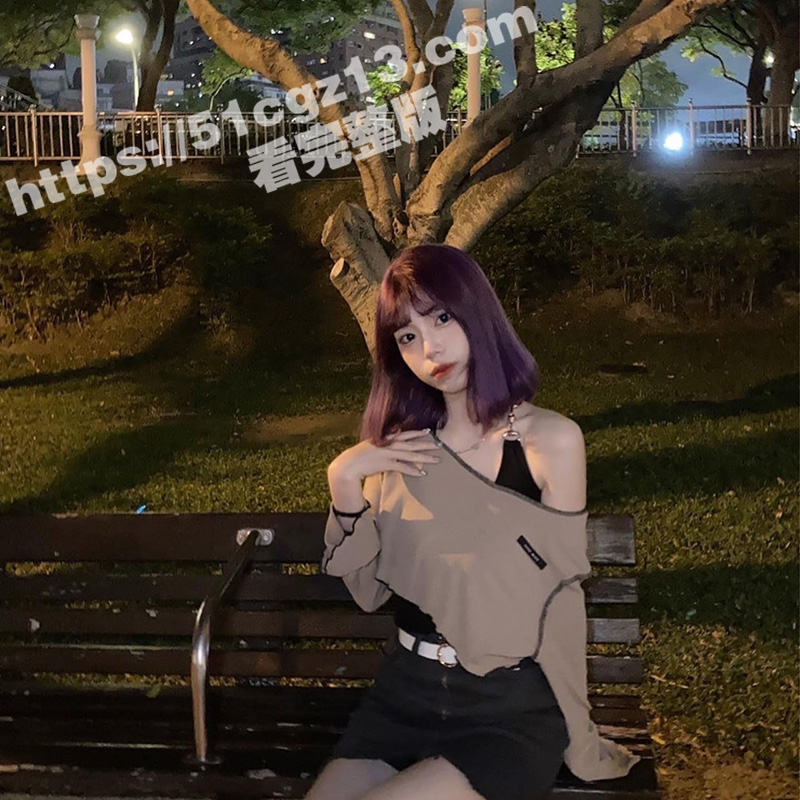 可爱短发学生妹 蒙晶晶 镜子前裸身与男友性爱被粗暴抓奶后入 分手后遭渣男曝光视频-51吃瓜网