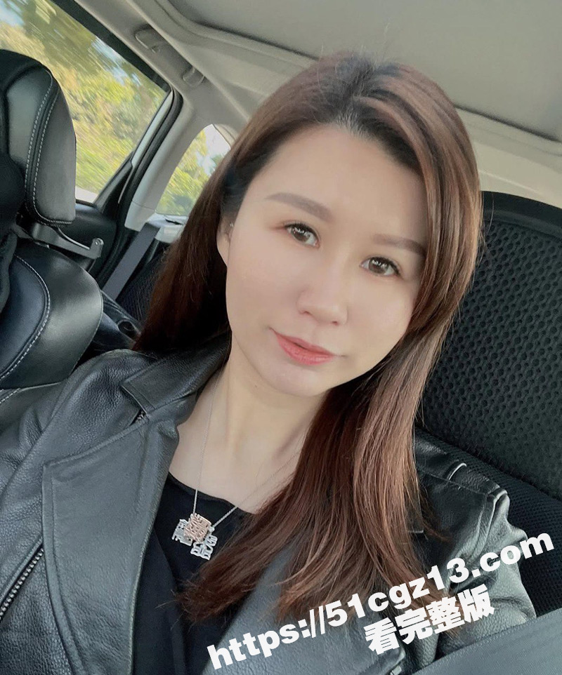 IG坐拥6000粉丝的美少妇 风水算命师 凯绮 早期自拍给前男友的 8分钟洗澡自慰视频被曝光 - 51吃瓜网-51吃瓜网