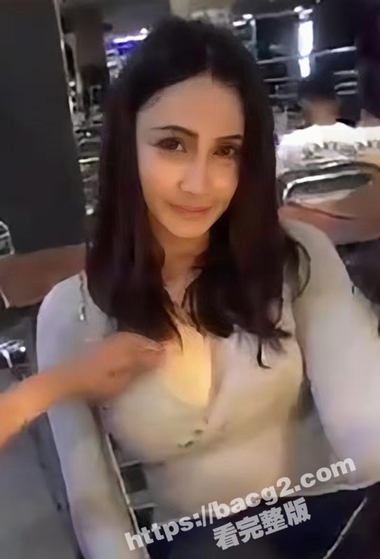 猎奇时刻 各种美女走光露奶社死名场面精彩集锦 骚妇酒桌露奶 饭店单间口交偷拍 劲爆视频香艳至极-51吃瓜网