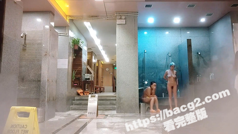 国内洗浴中心偷拍流出 女子澡堂裸体春光暴露无疑 形色各异的奶子看得真得劲儿！-51吃瓜网