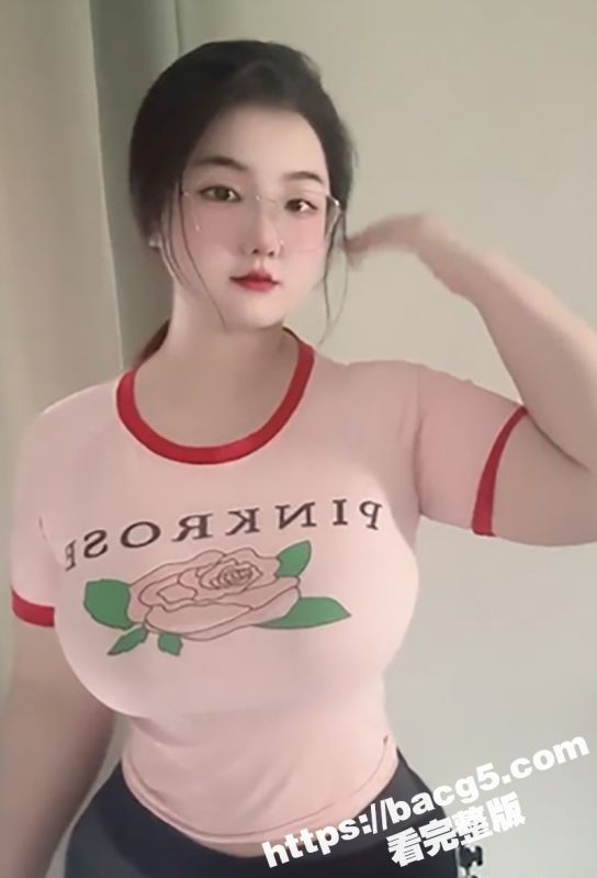 抖音巨乳网红 糕糕学姐 研究生学霸为赚钱沦为金主的精盆 成功洗白后性爱私拍却惨遭曝光！-51吃瓜网