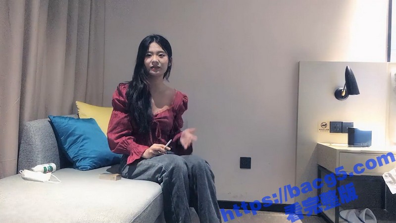 约炮甜美红裙妹子 各种战斗姿势层出不穷 大长腿被抬起狠狠后入 呻吟不断！-51吃瓜网