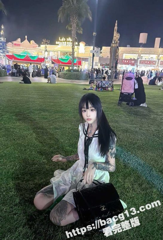 抖音颜值女神 九条南无 化身人体榨汁机 符文战士被炮机疯狂抽插 线上裸聊卖骚自慰抠穴-51吃瓜网