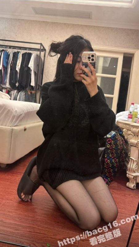 抖音百万粉丝网红 R9999 下海捞金超长合集视频流出 妖艳舞娘镜头下揉奶自慰大展风骚-51吃瓜网