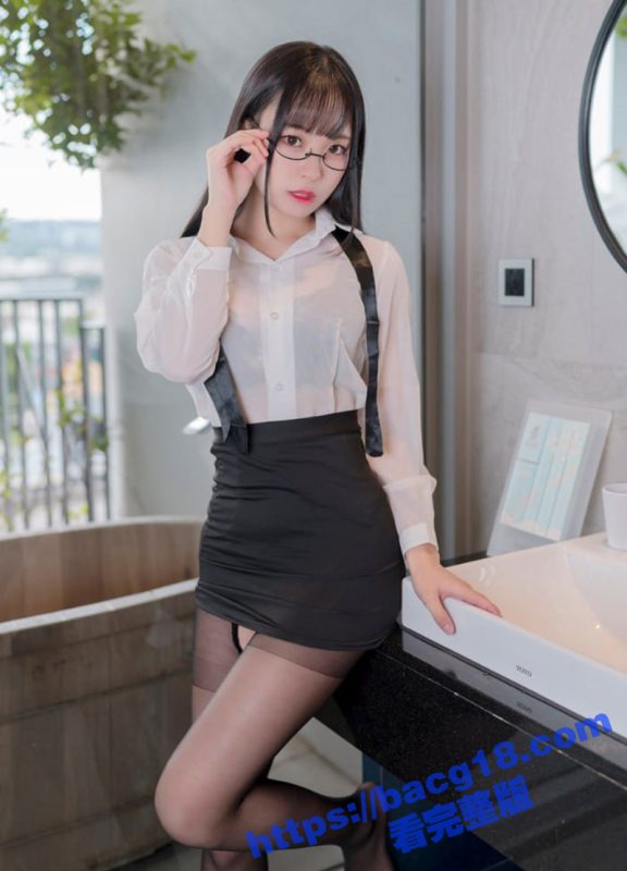 清纯嫩模 晴儿 顶级私照流出 清纯与性感极致碰撞 每一帧都让人赏心悦目-51吃瓜网