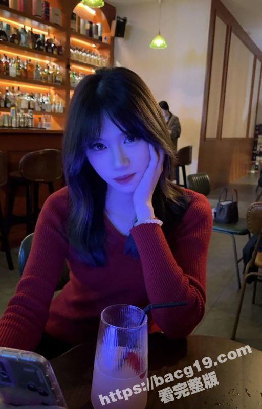 大庆师范学院庄慧 高颜值翘臀校园女神 soul约炮大屌渣男 穿黑丝后入爆操 插的母狗淫叫连连-51吃瓜网