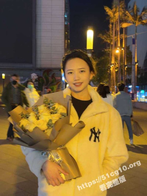 四川文化艺术学院 系花 李雅鑫 不雅视频流出！土豪花重金培养的反差母狗！骨子里竟然这么骚！-51吃瓜网