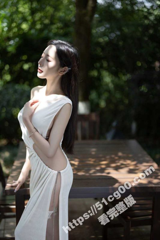 绮里嘉首次合体私拍尺度前所未有，极品性感三闺蜜终极姐妹花合体-51吃瓜网