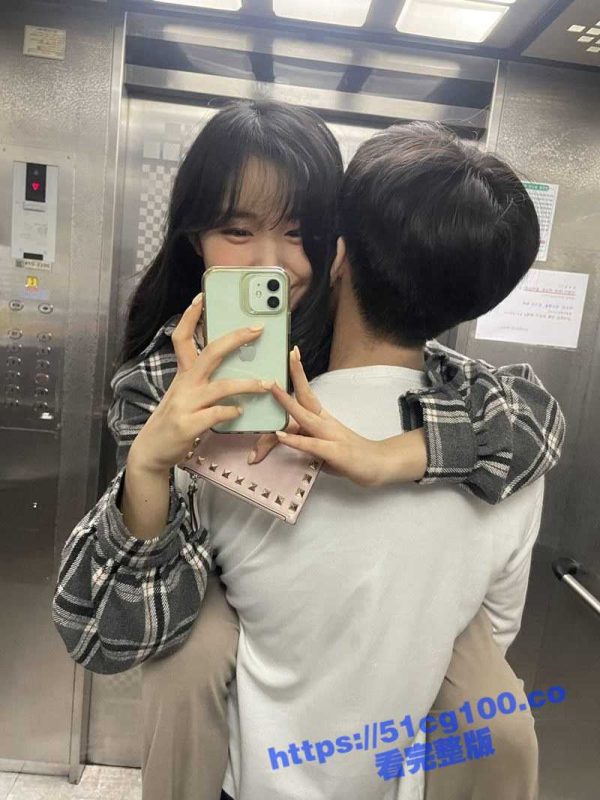 汉阳大学极高颜值情侣私密视图外流 看俊男配美女甜蜜的啪啪  颜射吞精 高清完整版-51吃瓜网