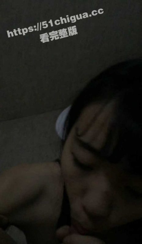 百度云泄露 黑龙江齐齐哈尔大学在校生小情侣 平安夜开房在宾馆里对着镜子激烈性爱-51吃瓜网