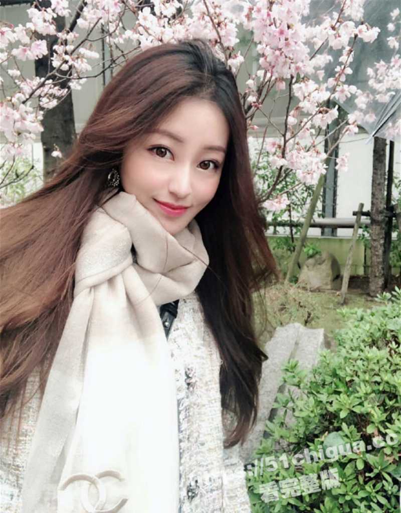 西安大学艺术生 大奶女神 清纯校花 李娅 与炮友露脸性爱自拍 被调教的骚母狗 床上骚话连篇 - 51吃瓜网-51吃瓜网