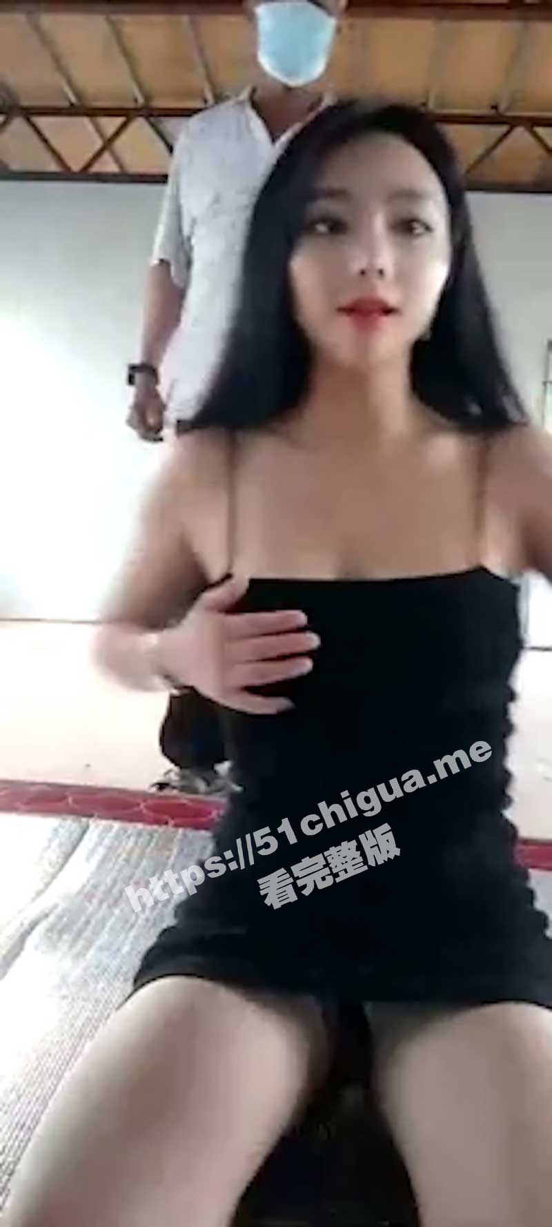 户外女皇苏妲己 专搞大叔专业户 渣女来袭 工地勾引两个小老头 一起玩3P 吸舔取经 精彩纷呈老头3P视频流出 - 51吃瓜网-51吃瓜网