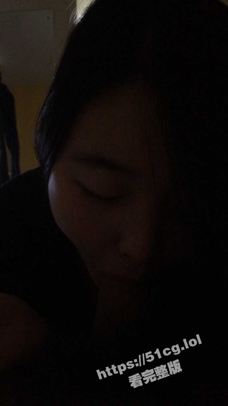 美眉被鸡吧打败啦!瓜友投稿去按摩店做特殊服务 妹妹口的好生涩 半天也不出来 嘴都疼了! - 51吃瓜网-51吃瓜网