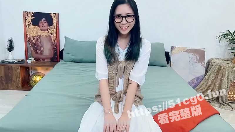 极品气质白虎粉穴眼镜娘Amy 鸡巴就要一次吃三根才够 极限上演三龙一凤 精液当面膜用敷出娇嫩肌肤 - 51吃瓜网-51吃瓜网