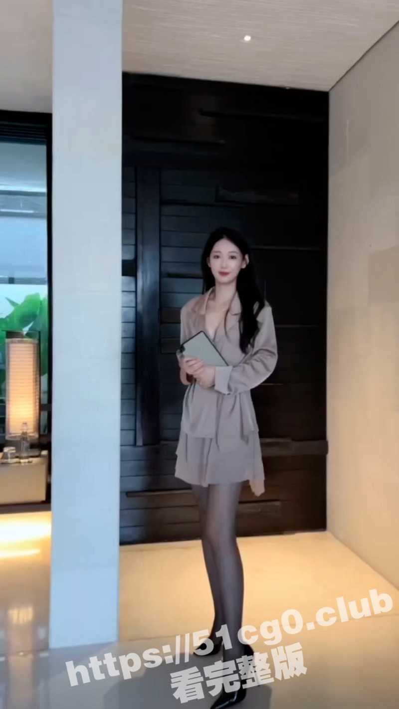 秀人网模特 唐安琪 私拍写真 全网唯一 露脸露点视频+打赏的透视露点 - 51吃瓜网-51吃瓜网