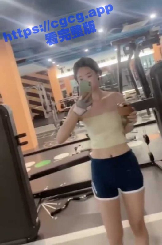 已婚少妇健身尤物 福州烤肉店老板娘 张琬玲 背着老公约炮小鲜肉 黑丝疯狂骑乘 真猛！-51吃瓜网