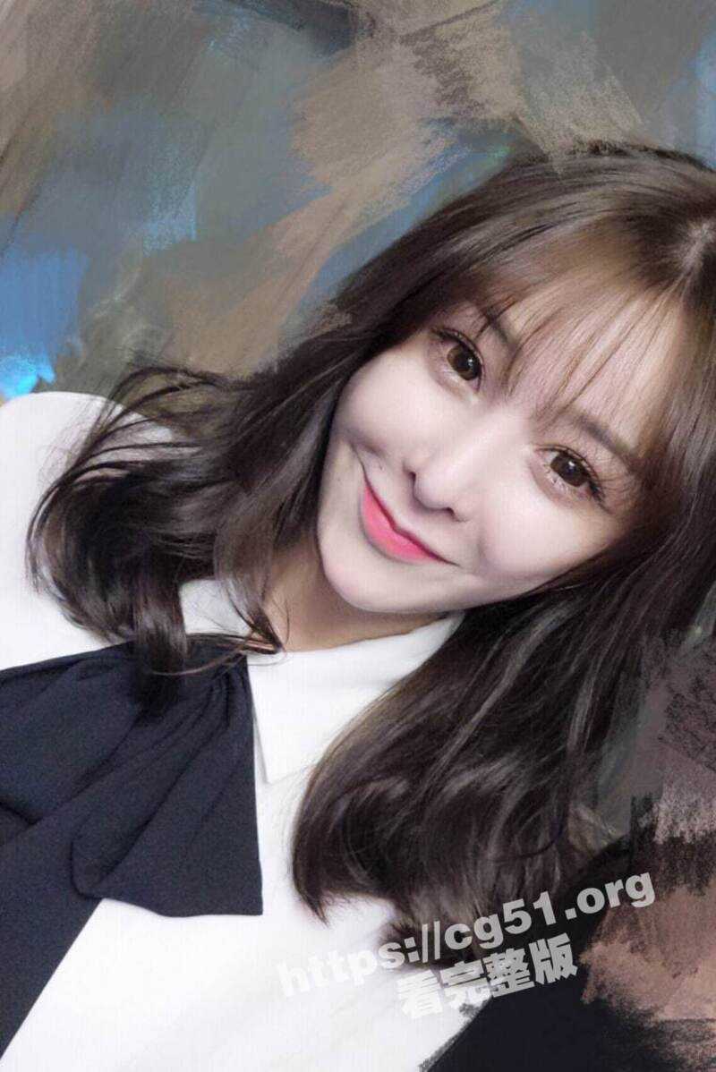 蜜桃美臀大眼清纯萌妹 对着镜头自慰诱惑 白嫩美乳极品粉穴 掰穴特写揉搓阴蒂 给男友口爆泄密流出 - 51吃瓜网-51吃瓜网